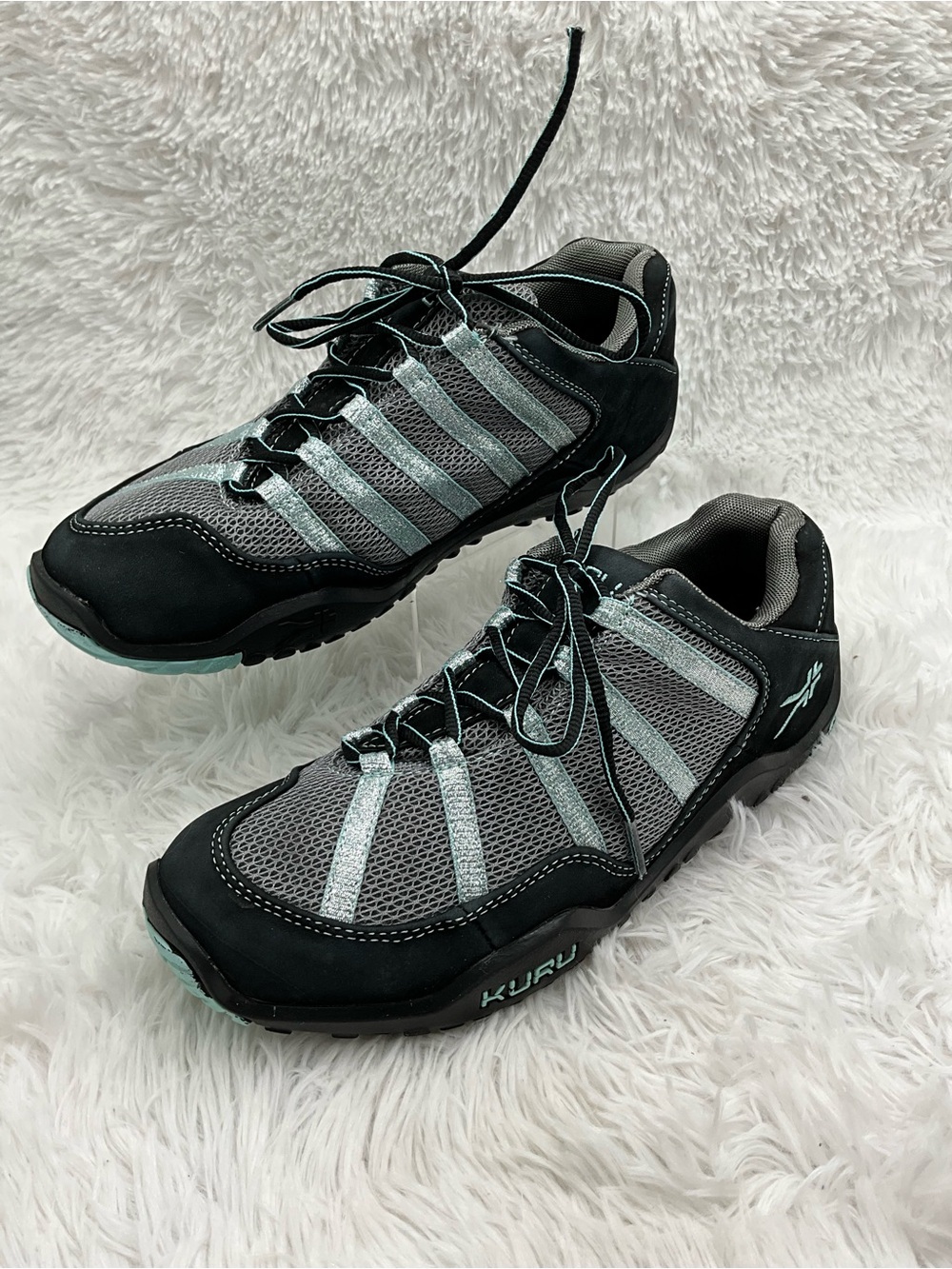 KURU Chicane Sneakers Size 10.5 Black and Gray with Teal Accents Walking Hiking